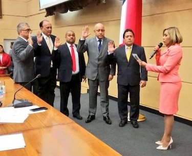 Pleno aprueba conformación de las últimas seis comisiones