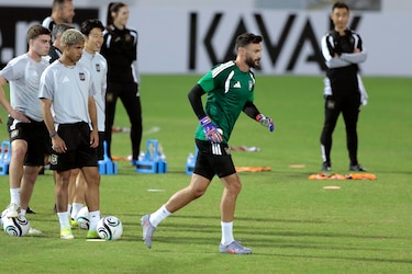 De Reus a Müller: leyendas europeas pisan Centroamérica