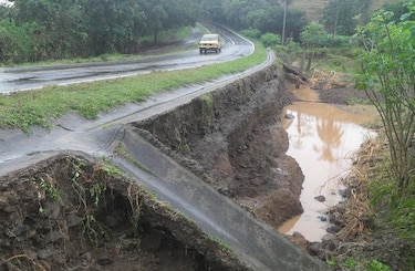Desbordamiento del río Estivaná afecta vía de acceso en Macaracas
