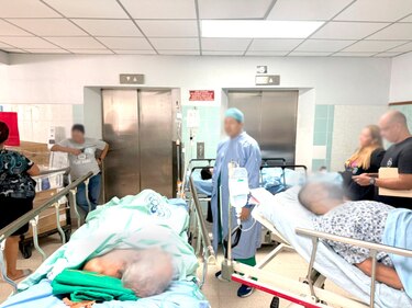 Tres de cuatro ascensores para pacientes hospitalizados en el Complejo están dañados