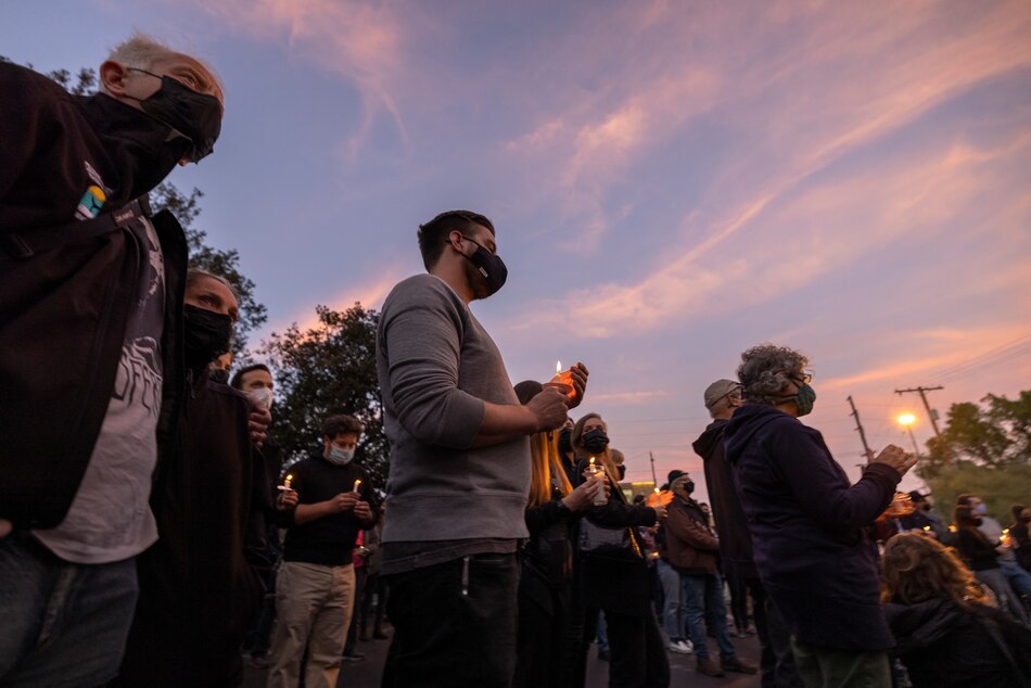 Vigilia de Hollywood en homenaje a la directora de fotografía Halyna Hutchins