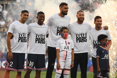 Messi, Ramos y demás fichajes parisinos son presentados en el Parque de los Príncipes