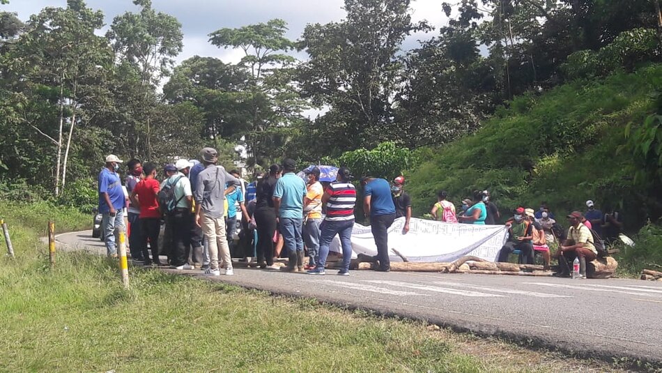 Cierran principal vía de Bocas del Toro en rechazo al proyecto de ley que crea nuevos corregimientos