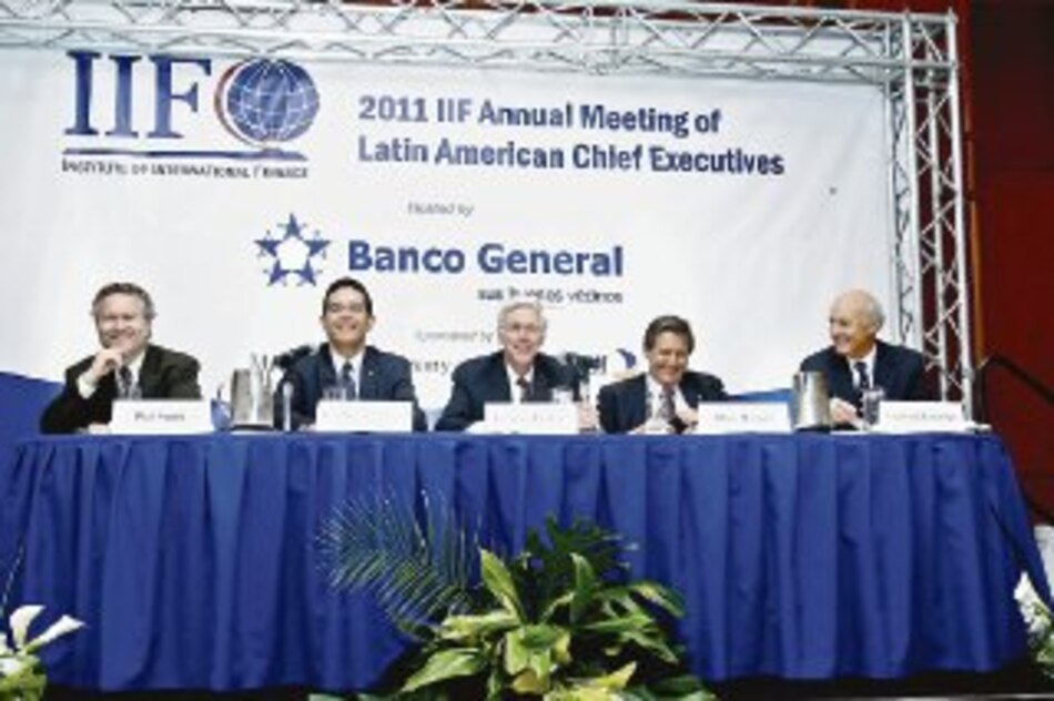 Panamá, ante los ojos de líderes de la banca de AL