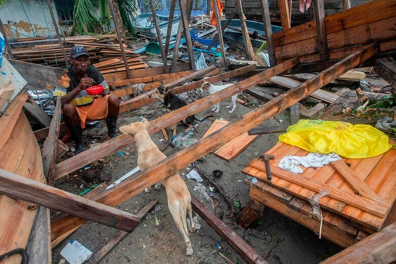 Eta deja decenas de muertos por derrumbes e inundaciones en América Central