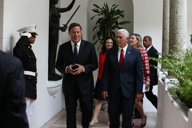 Presidente Juan Carlos Varela sostiene encuentro con vicepresidente Mike Pence