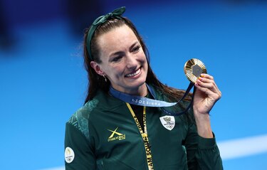 La canadiense Summer McIntosh no da opción a sus rivales en los 400 estilos: gana el oro
