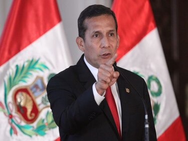 Humala convoca a expresidentes peruanos por demanda marítima con Chile
