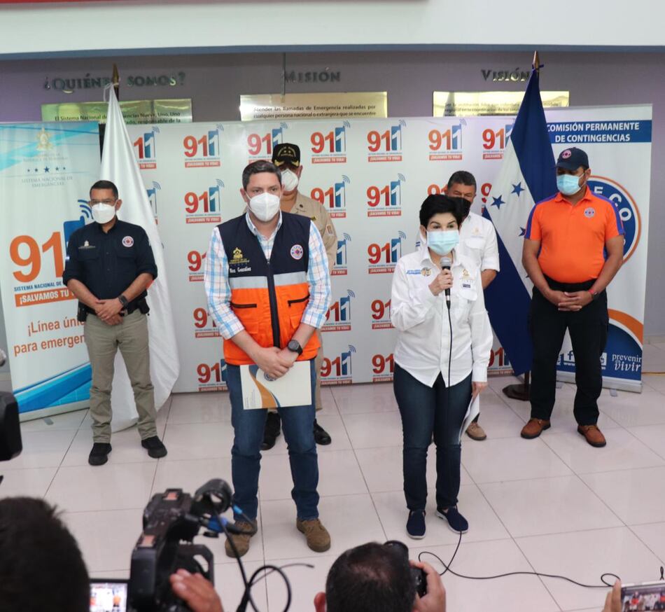 Honduras anuncia desalojos forzados ante cercanía de la tormenta tropical Iota