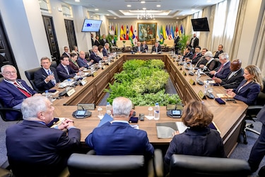 Mulino, Petro, Arévalo y Asfura protagonizan encuentro regional en el bicentenario del Congreso Anfictiónico