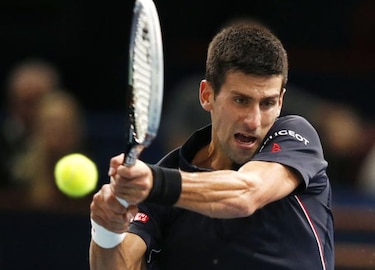 Tenis: Djokovic se estrena con victoria en torneo de París