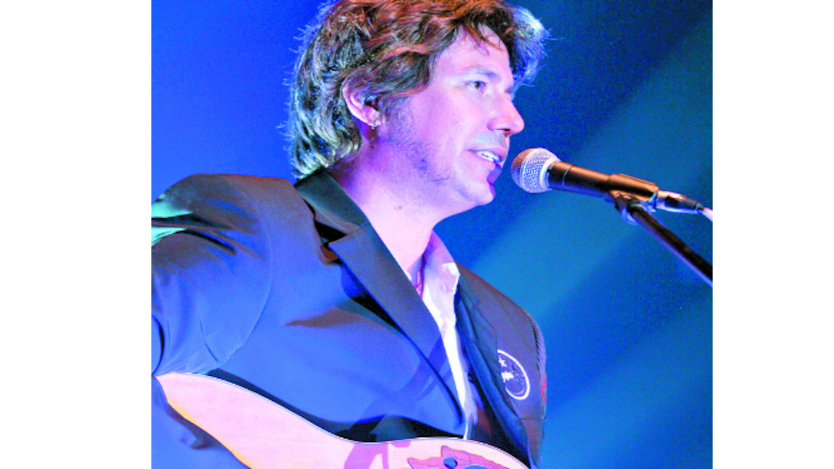 Emilio Regueira y Julio Chamorro son algunos de los músicos presentes en el festival.