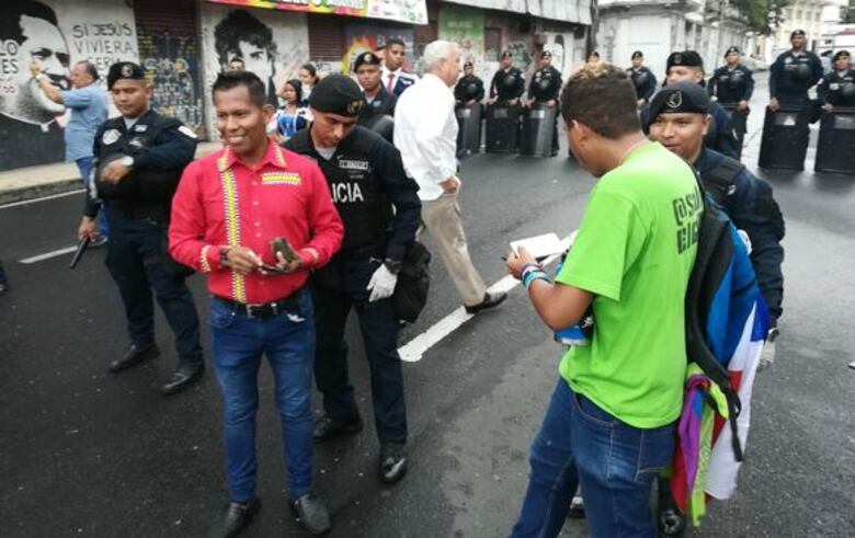 Diálogo entre jóvenes y diputados en el pleno de la Asamblea Nacional seguirá la próxima semana