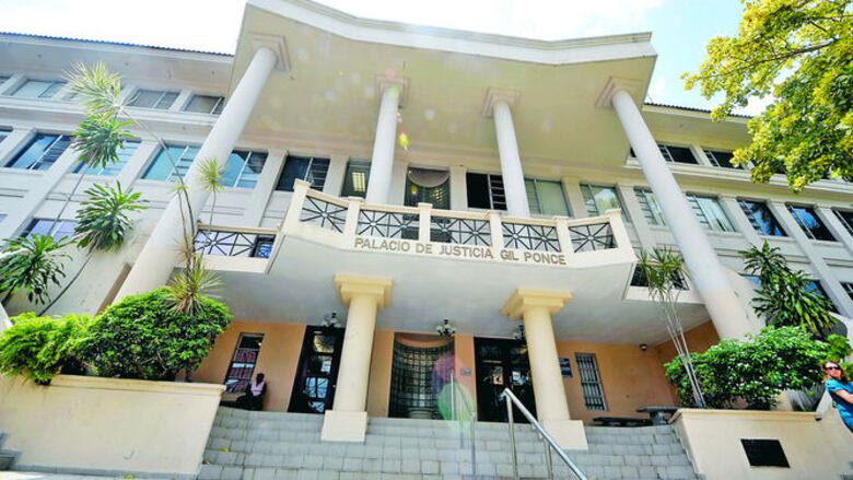 Rivera se ratifica contra Ayú Prado