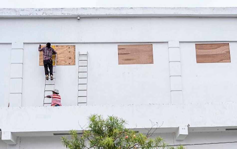 Tormenta tropical Nana se debilita en Guatemala en su paso a México