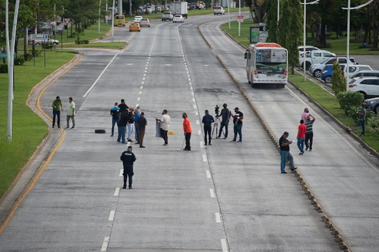 Transporte público: el enmarañado negocio en el que brillan los políticos