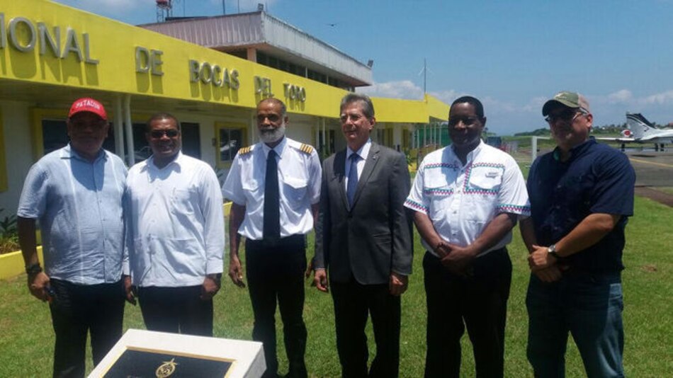 El aeropuerto de isla Colón cambia de nombre