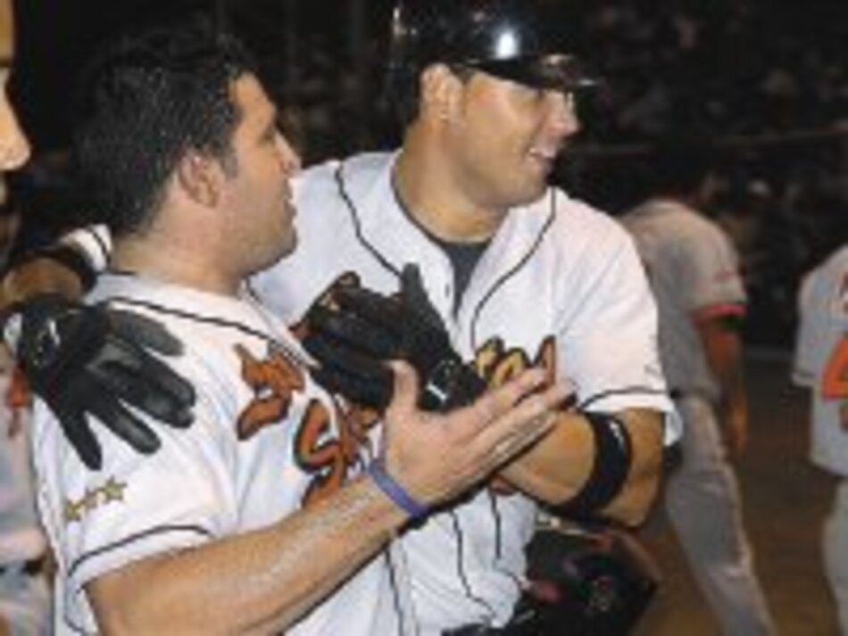 Los Santos sigue encendido