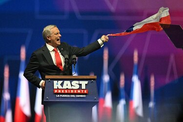 José Antonio Kast, el ultraderechista que quiere aglutinar el voto de oposición y ser presidente de Chile al tercer intento