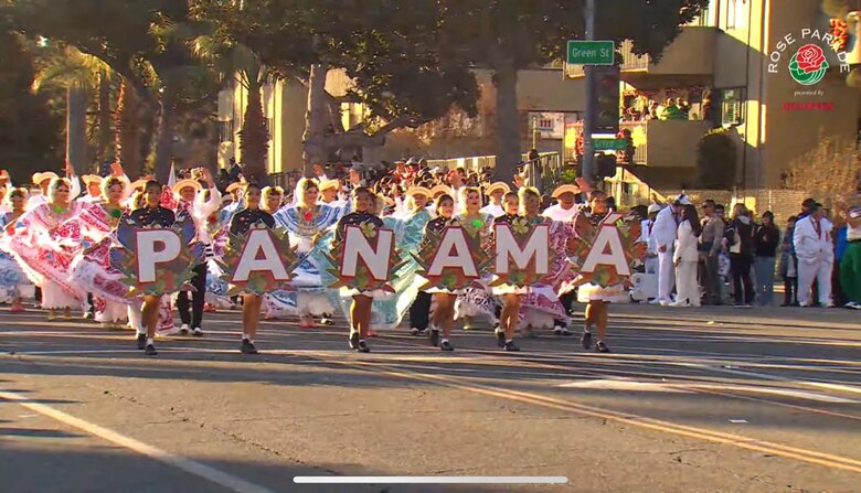 Panamá dice presente en el 136º Desfile de las Rosas desde California, Estados Unidos