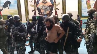 Quién es Adolfo Macías, ‘Fito’, el criminal más buscado de Ecuador que fue capturado dentro de un búnker en una casa de lujo