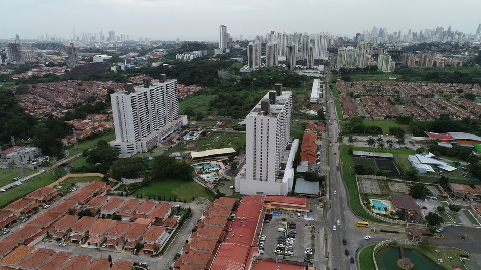 Alza de tasas de interés también impacta a las hipotecas preferenciales y a las tarjetas de crédito