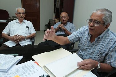 Alvin Weeden pide allanar a Fudep