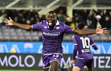 2-1. La ‘Fiore’ remonta al Lazio y acecha los puestos europeos