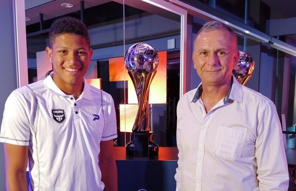 Saúl Maldonado, DT del Tauro FC: ‘Las estrellas 14 y 15 ya son historia, ahora vamos por la 16’