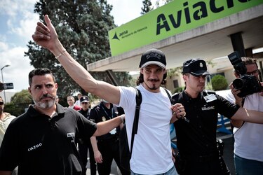 El Valencia confirma el fichaje del uruguayo Edinson Cavani hasta 2024