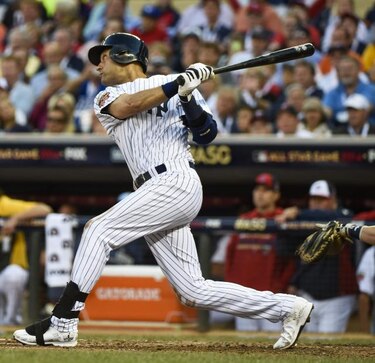 Jeter se retira con clase y Cabrera jonronea en triunfo de la Americana