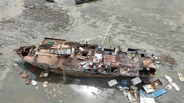 Alarma ambiental en La Playita de Bique por residuos oleosos y trabajos sin permisos