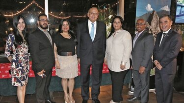 Maridaje de vinos peruanos por H. Tzanetatos, Inc.