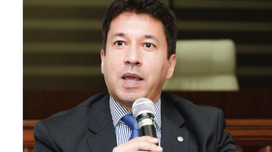 ‘Ya nos acostumbramos a los escándalos’, Carlos Barsallo