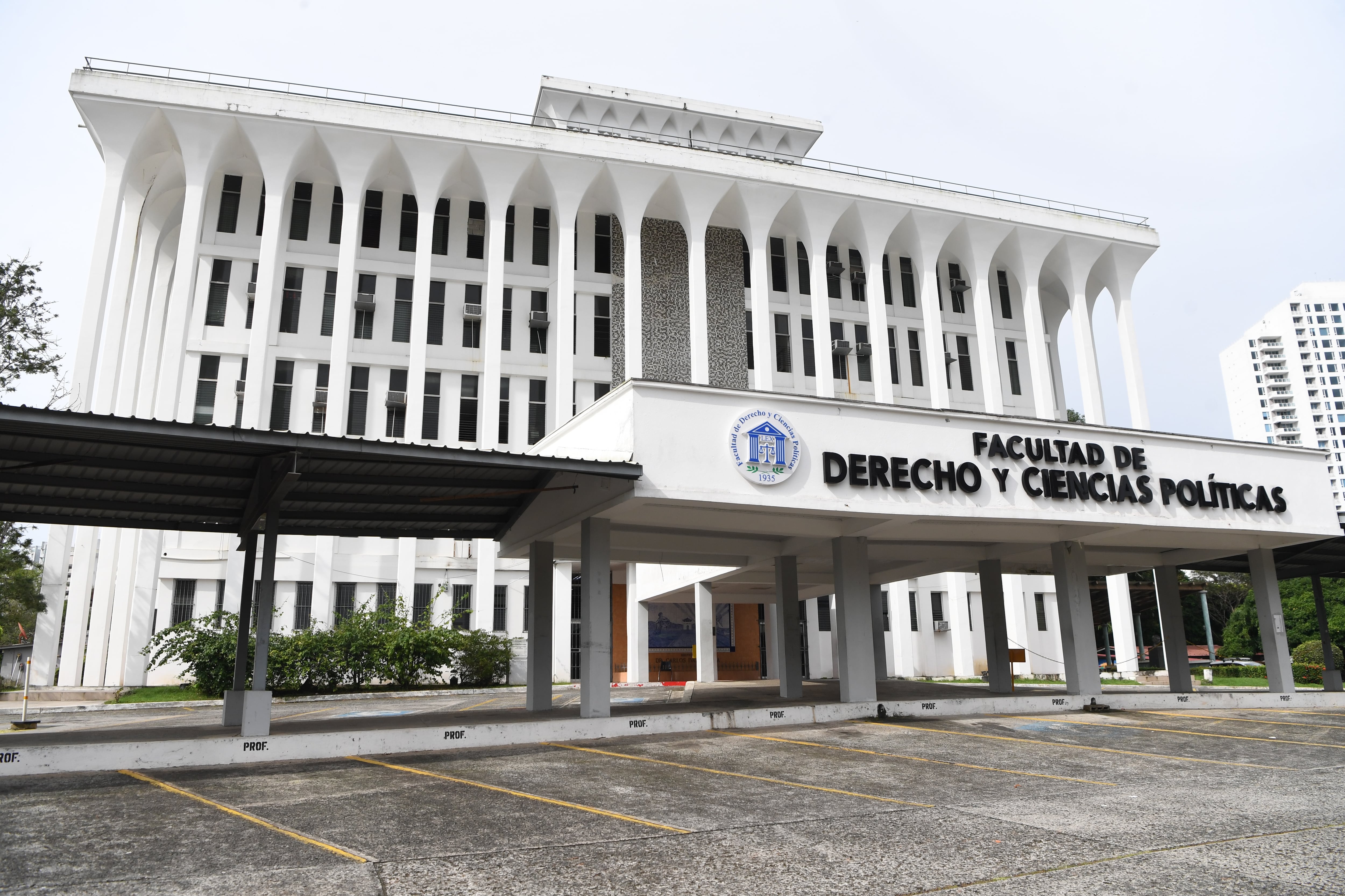 El régimen jurídico de libertad de navegación por el Canal de Panamá