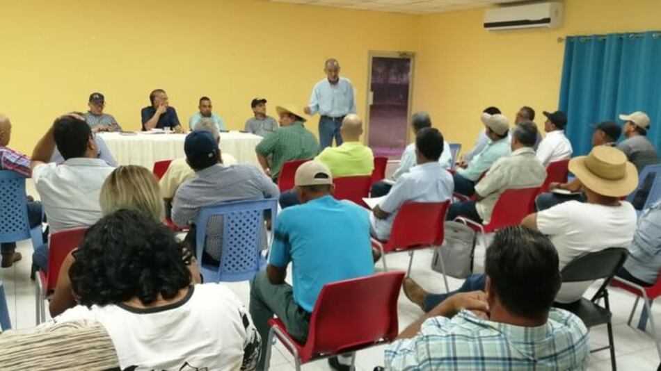 Gobierno y productores siguen buscando respuestas para el sector agropecuario