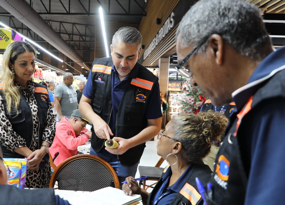 Operativo navideño: Acodeco detecta 2,497 productos vencidos y 91 anomalías a nivel nacional