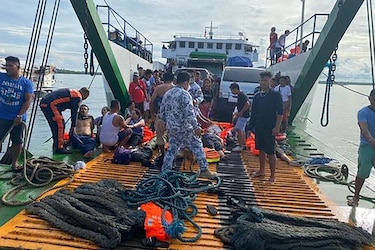 Siete muertos por incendio en ferry en Filipinas
