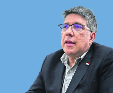 Juan Antonio Ducruet: ‘La ciudad creció y nos tragó’