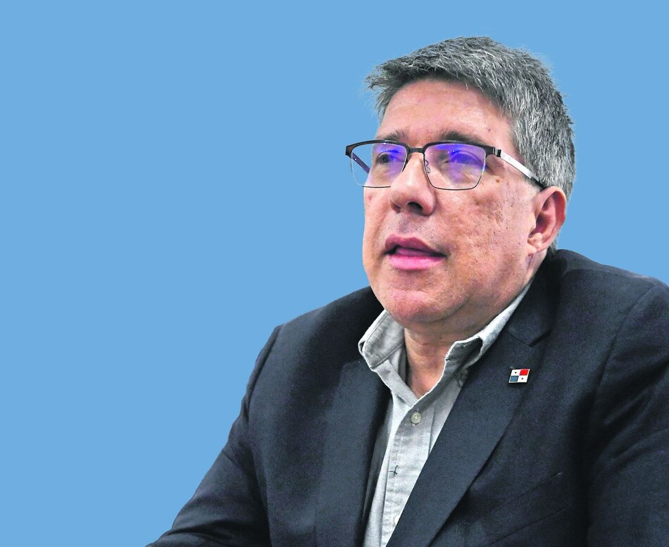 Juan Antonio Ducruet: ‘La ciudad creció y nos tragó’