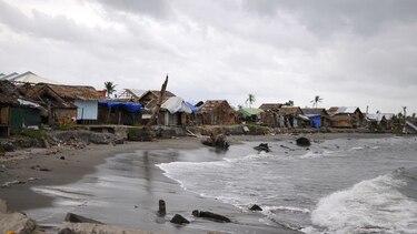 Filipinas evacúa a millones de personas al acercarse tifón ‘Hagupit’