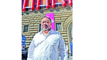 Artista Ai Weiwei sacude Florencia