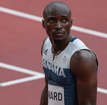 Alonso Edward: ‘Saliendo de la curva sentí el tirón’