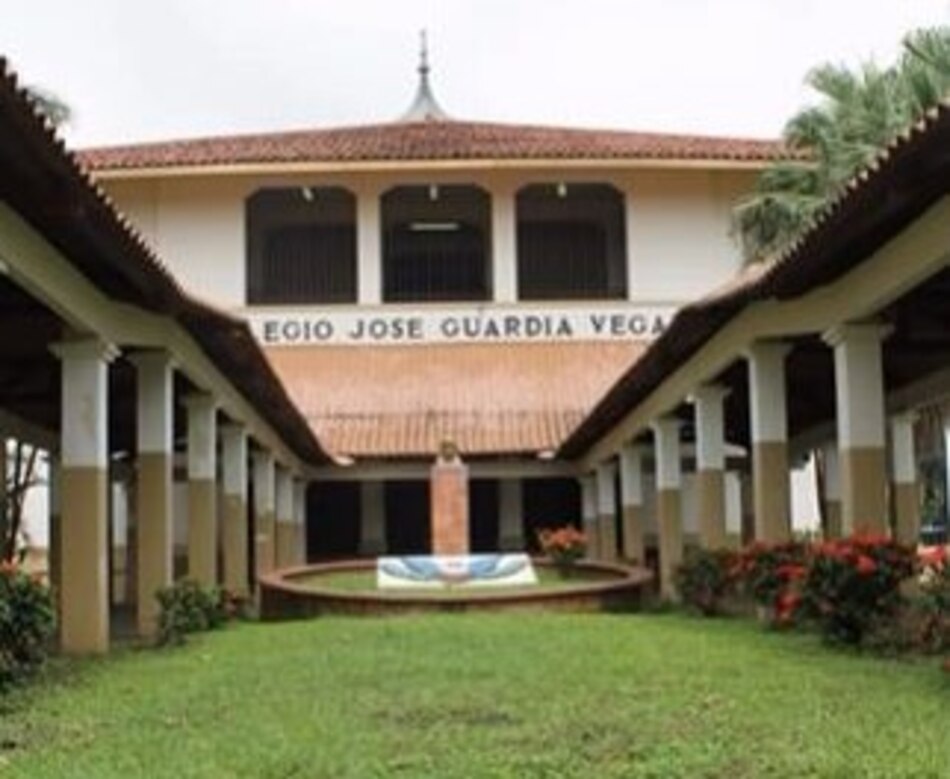 Cuatro estudiantes resultan heridos con arma blanca en la escuela José Guardia Vega, en Colón