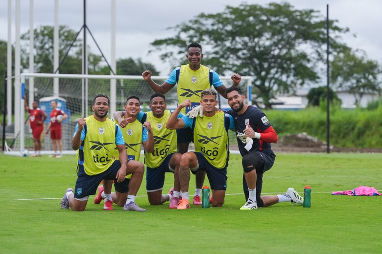 Panamá se impuso en El Salvador y ahora se alista para recibir a Surinam en el Rommel Fernández