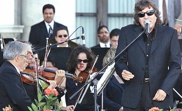 Himnos navideños pop