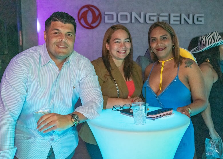 ¡Bienvenidos a la Era del Futuro Automotriz con Carbone Motors!