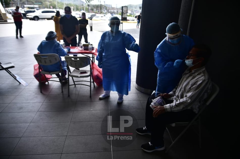 Tres nuevas defunciones deja la Covid-19 en las últimas 24 horas; los casos activos son 7 mil 749