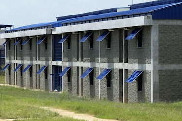 Licitación de comidas en cárceles: ¿El monopolio que amenaza a las arcas públicas?