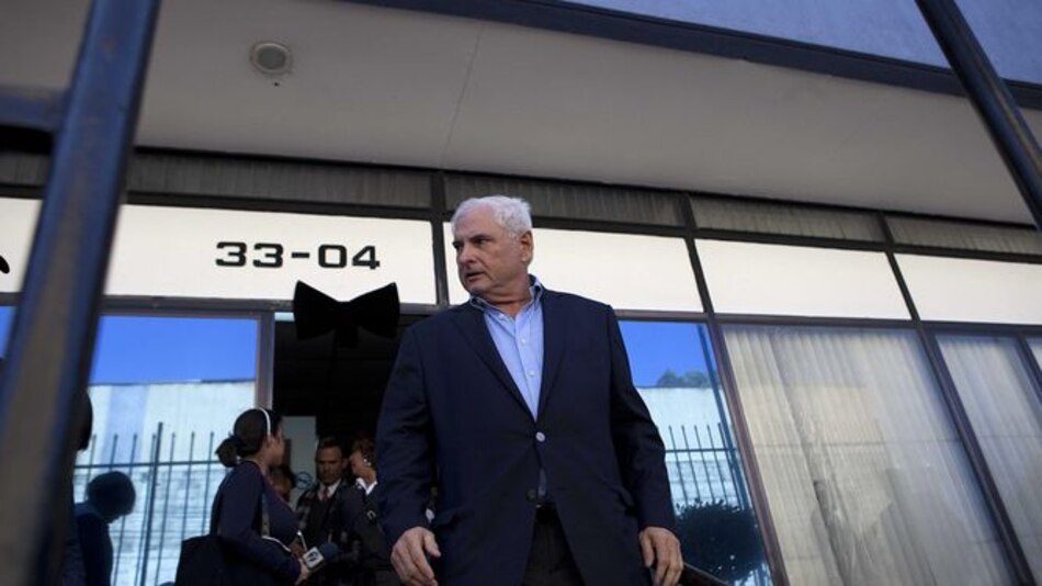 Martinelli pregunta al Parlacen cuáles son sus inmunidades y privilegios